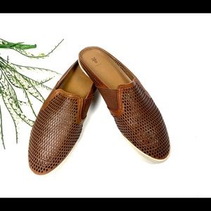 Frye Melanie Gore Perforated Leather Mules